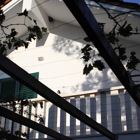 아파트 Oksana 미미체