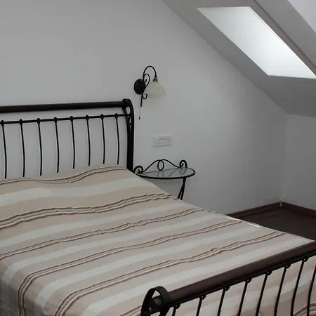 Oksana Apartment